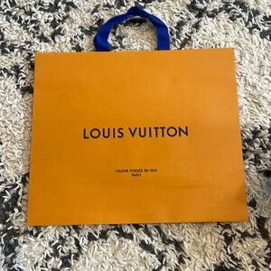 Perfect condition Louis Vuitton shopping bag